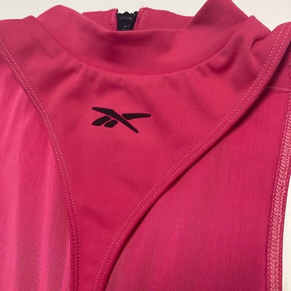 Reebok x Cardi B Hot Pink Reversible Zip-Up Cut Out Workout Bodysuit NWT RARE - Picture 12 of 15